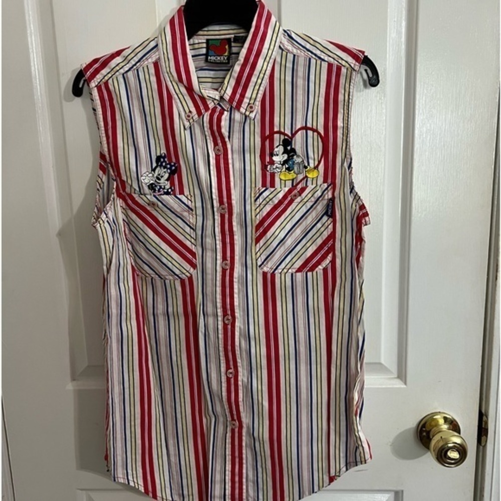 Vintage Disney Mickey and Minnie Mouse tank shirt. Size medium.